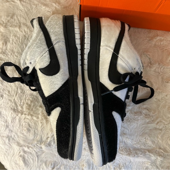 Rare Nike panda fur shoes - Picture 7 of 13